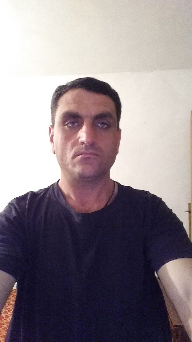  ,   Nshan, 49 ,     , c 