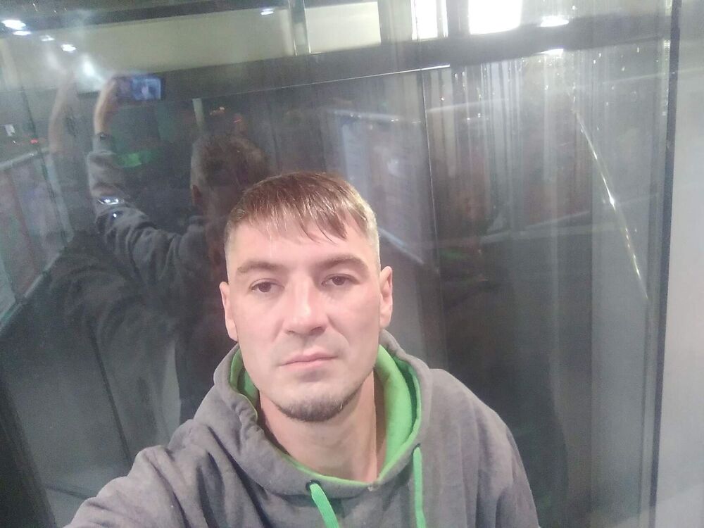 -,   Lesha, 40 ,   ,   , c , 