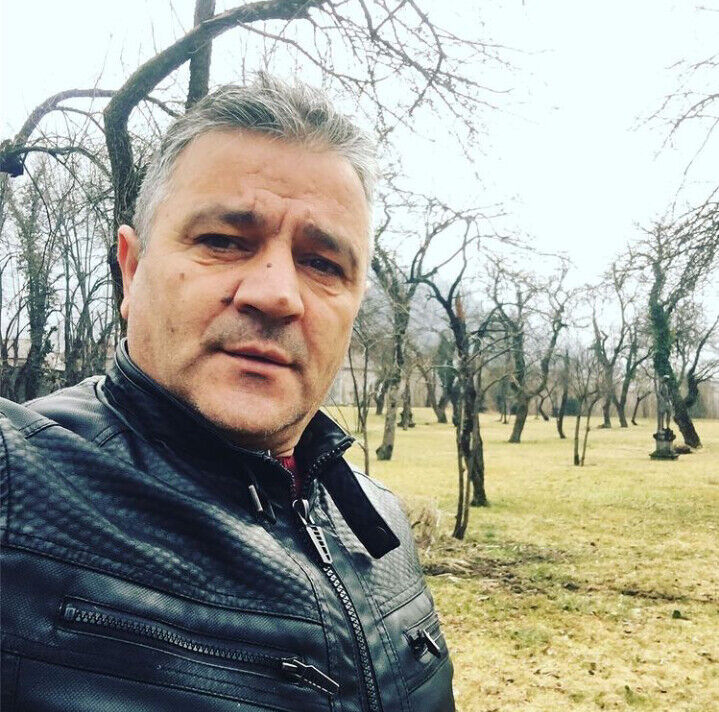  22013741  Adrian maxim, 63 ,    