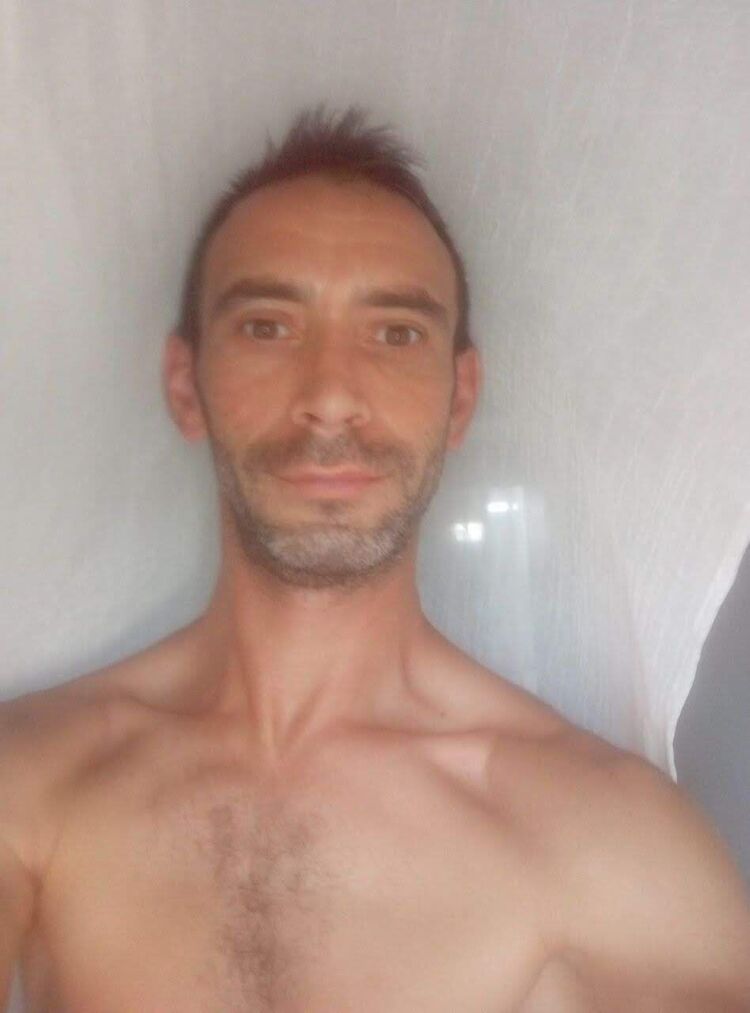  Ashqelon,   Viktor, 39 ,   ,   , c 