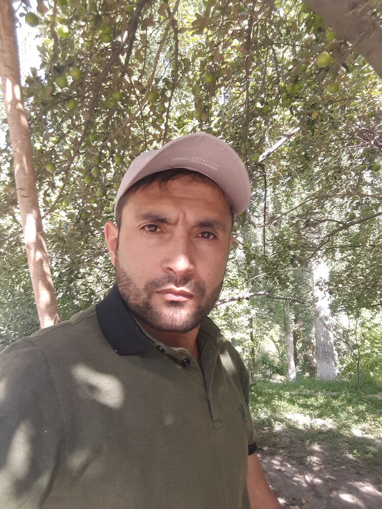  ,   Bahrom, 38 ,   ,   