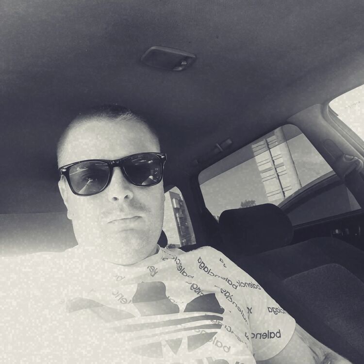  ,   Vladimir, 29 ,   ,   , c , 