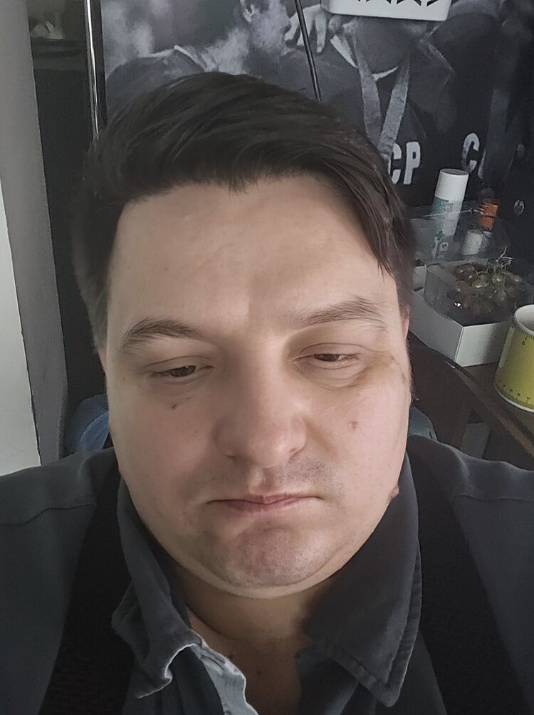  48539671  , 44 ,    