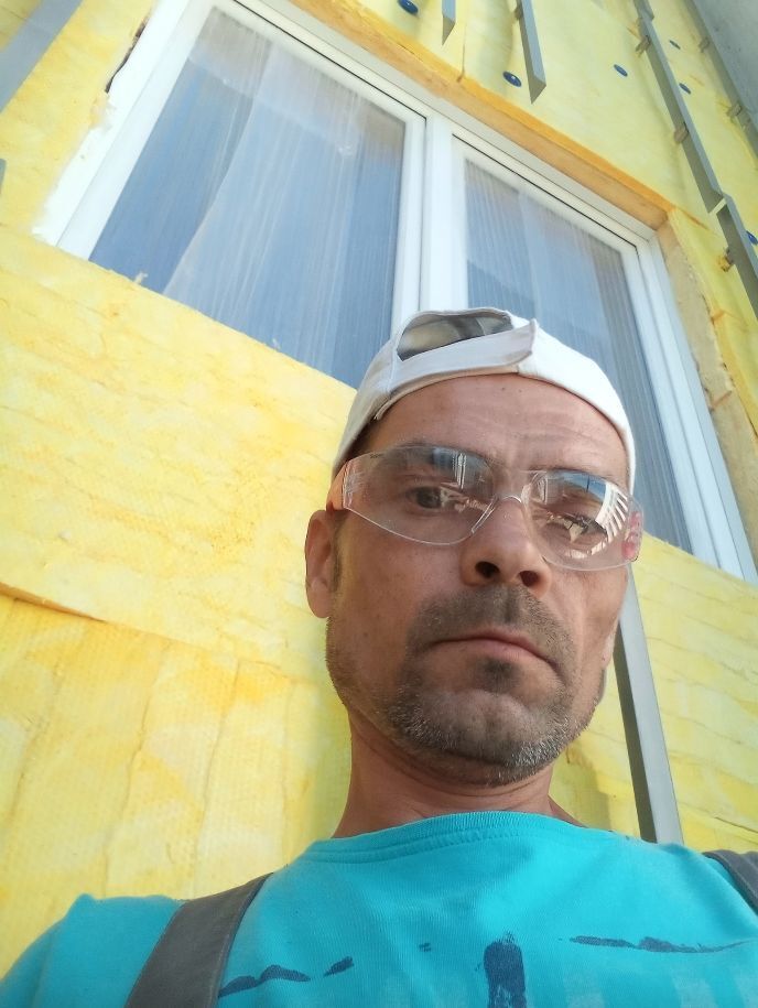  43027661  , 41 ,    