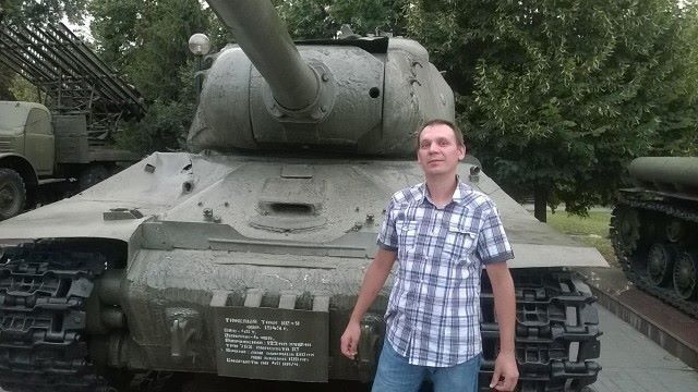  ,   Alex, 45 ,   