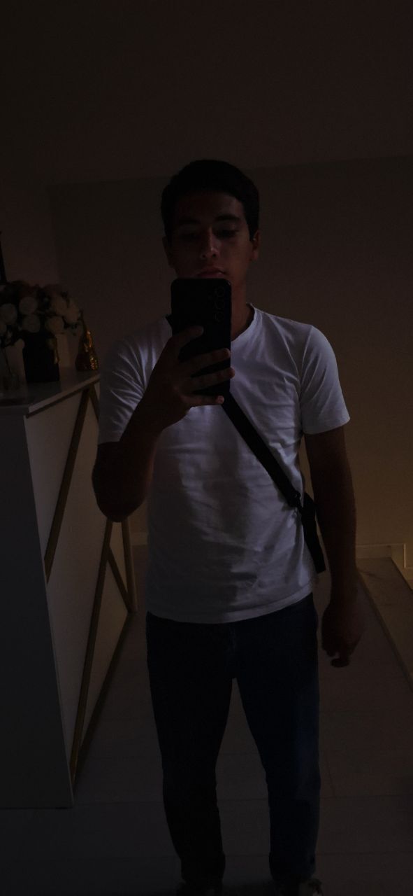  54443831  Samir, 18 ,    