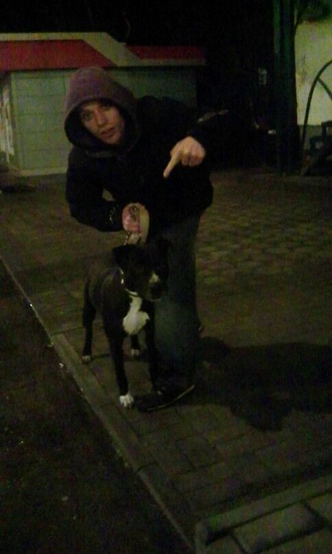  ,   Maks, 35 ,   ,   , c 