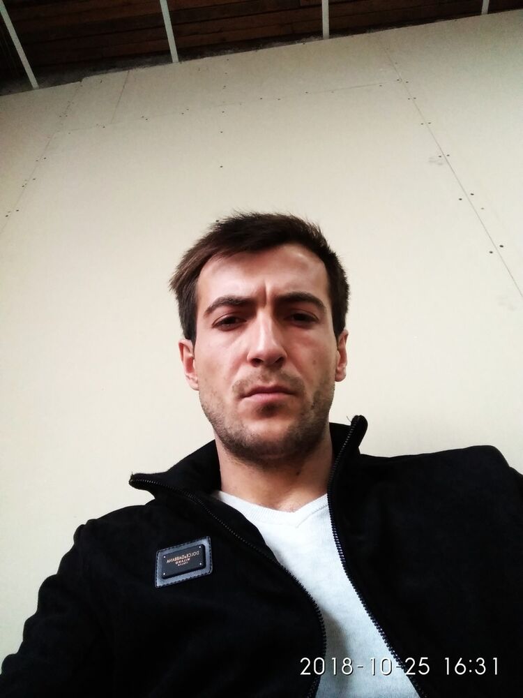  13889501  Ruslan, 32 ,    