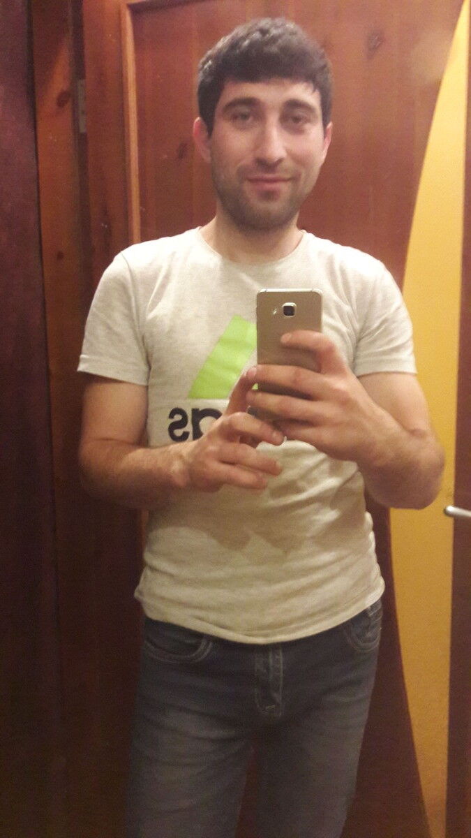  8173051  Vasif, 37 ,    