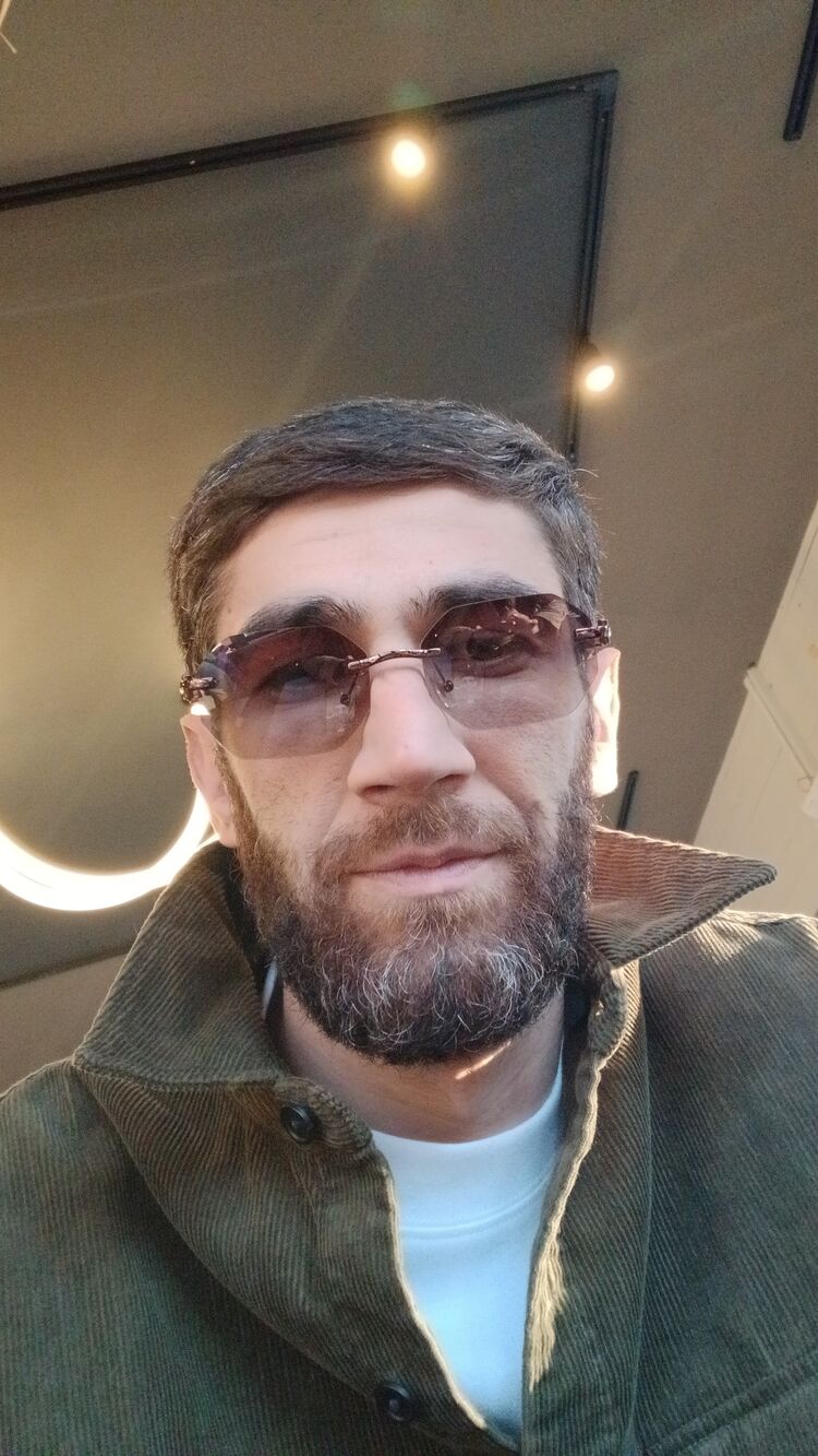  52905291  , 37 ,    
