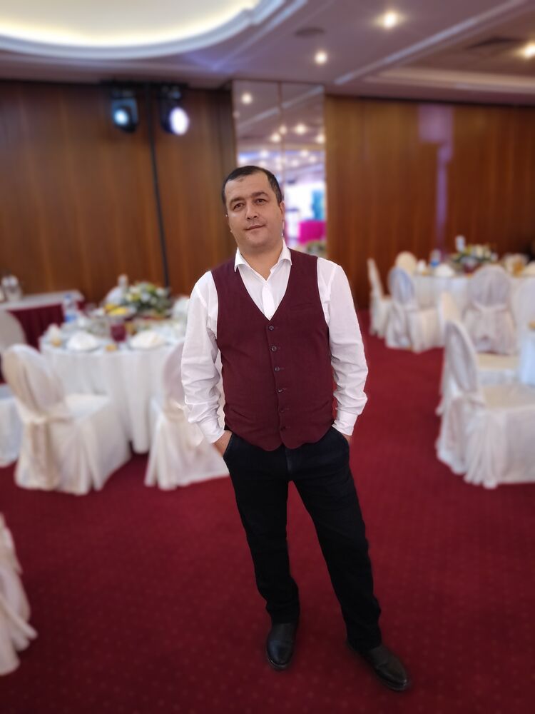  ,   Ali, 35 ,   ,   