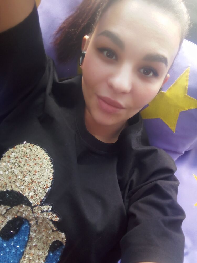  45744101  Ekaterina, 36 ,    