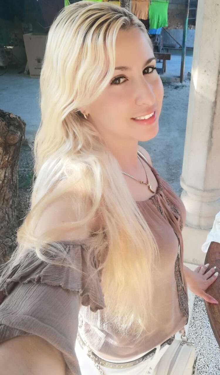  54414951  Ariannys, 27 ,    