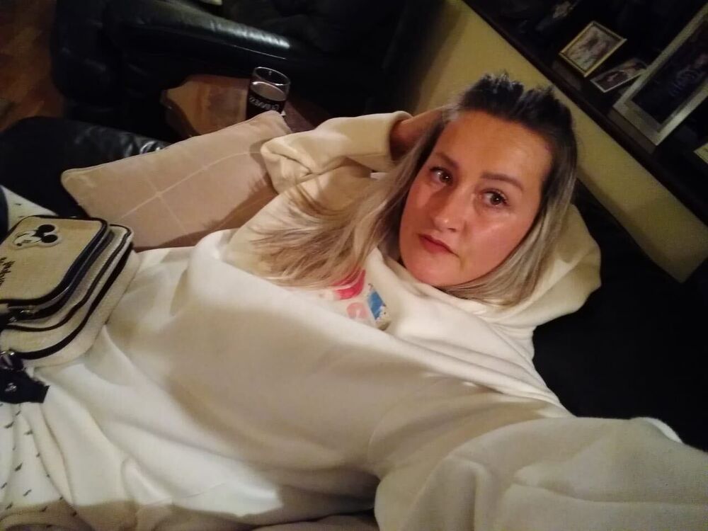  31410721  Hanna, 34 ,    