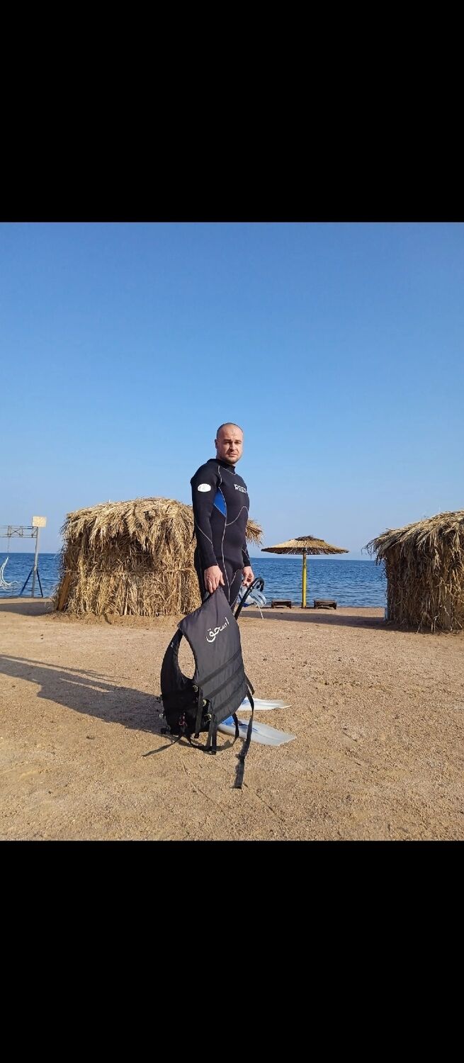  40573581  , 41 ,    -