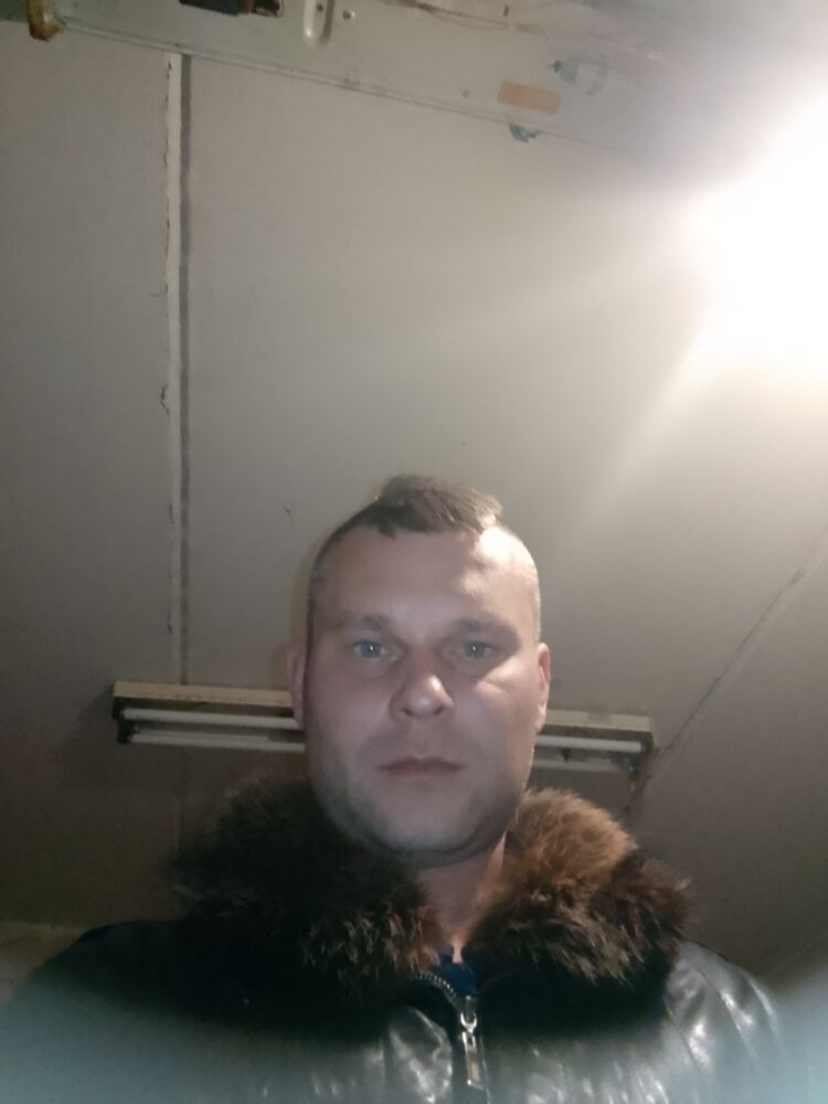  ,   Pavel, 35 ,   c 