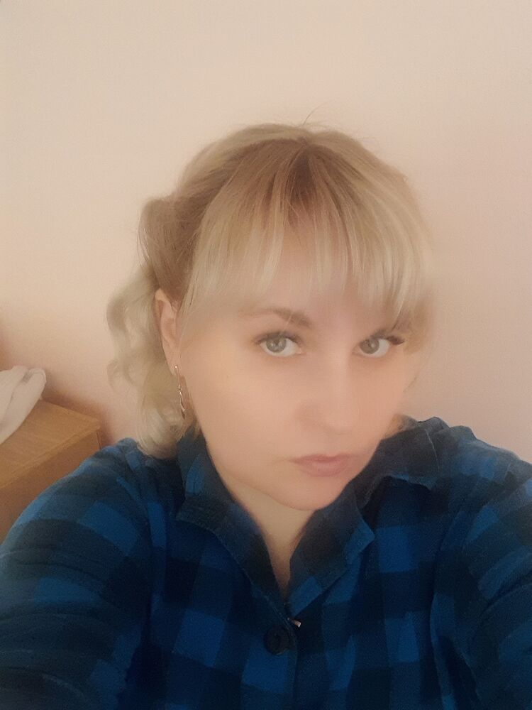  44352581  , 38 ,     