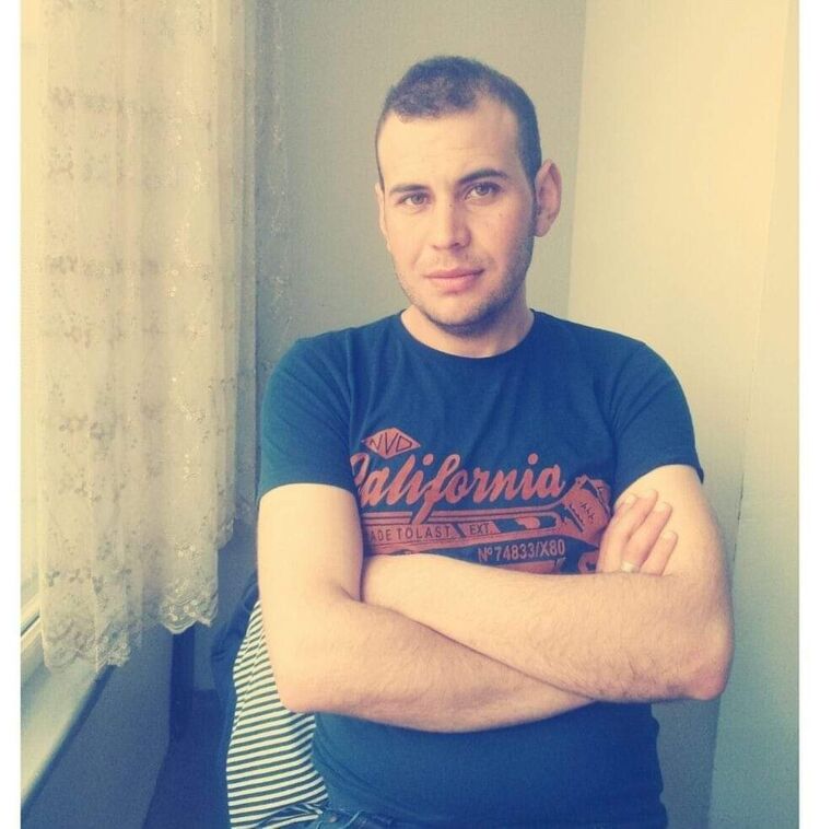  Kadikoy,   Erdal, 36 ,   ,   , c 