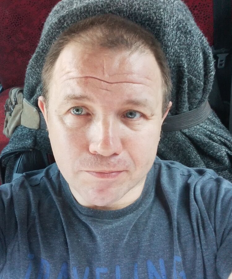  54726831  Valery, 51 ,    