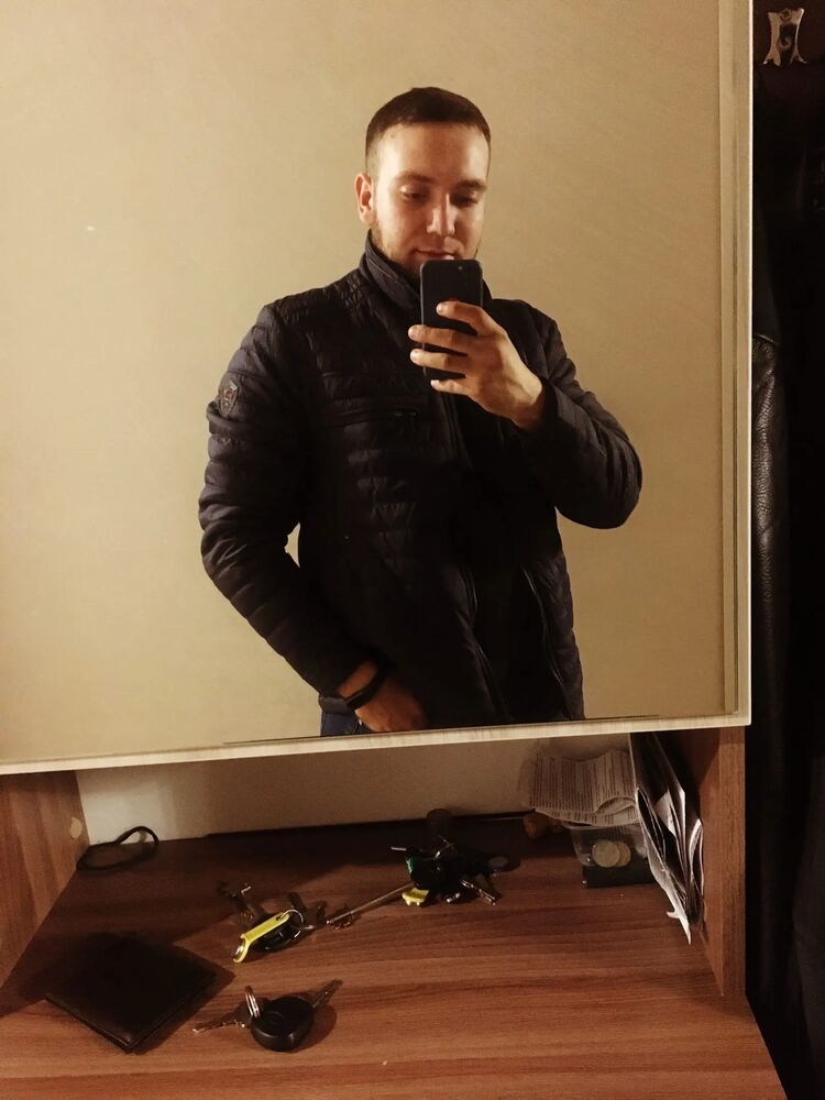  27199471  Vladimir, 28 ,    