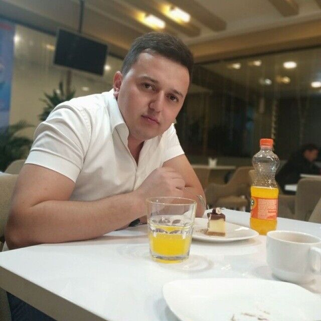  21228331  Asadbek, 34 ,    