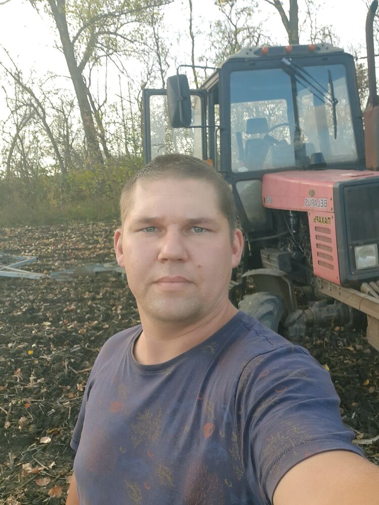  43930251  , 37 ,    