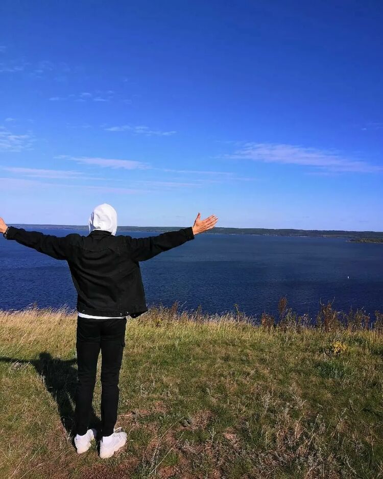  30916681  Ilya, 25 ,     