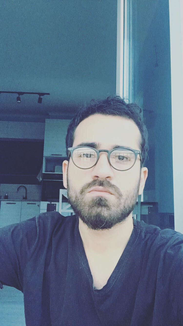  44804271  Basi, 31 ,    