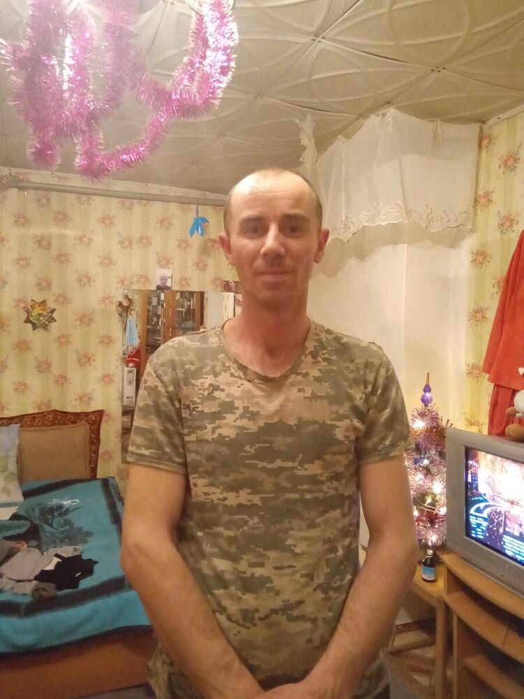  21984921  , 35 ,    
