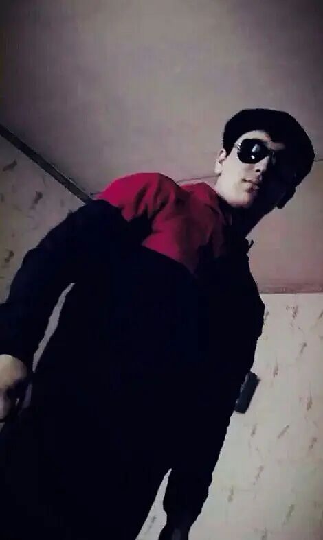  48363041  Pulotov, 27 ,    
