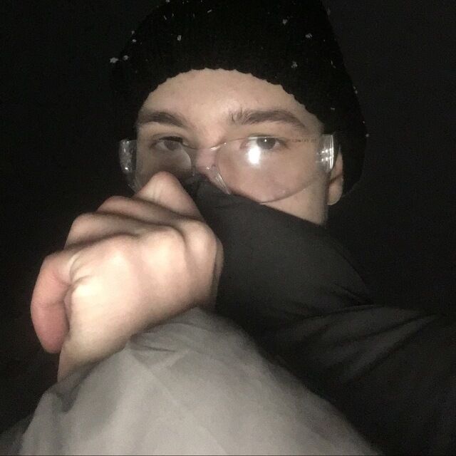  34935651  , 20 ,    