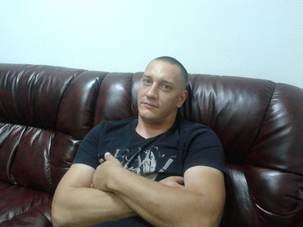  ,   Pavel, 41 ,   ,   , c , 
