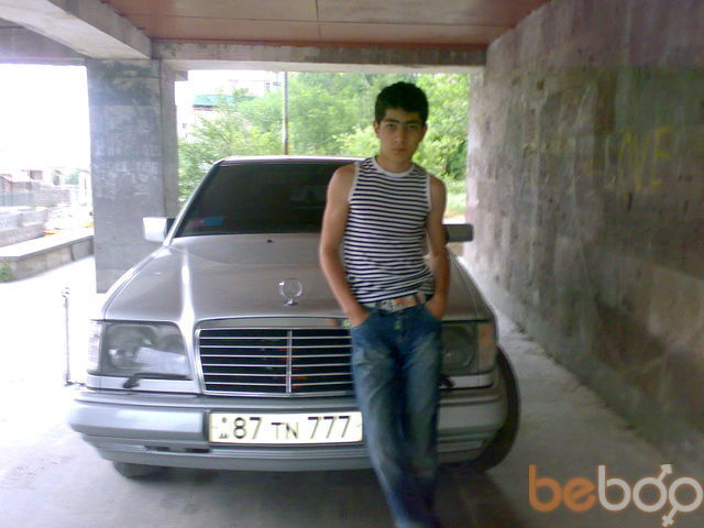  1229281  Aram, 35 ,    