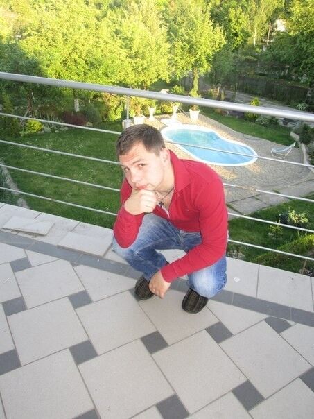  ,   Dmytro, 33 ,   