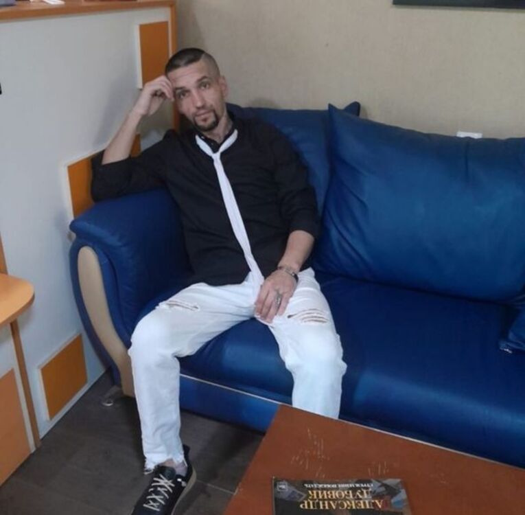  --,   , 37 ,   ,   