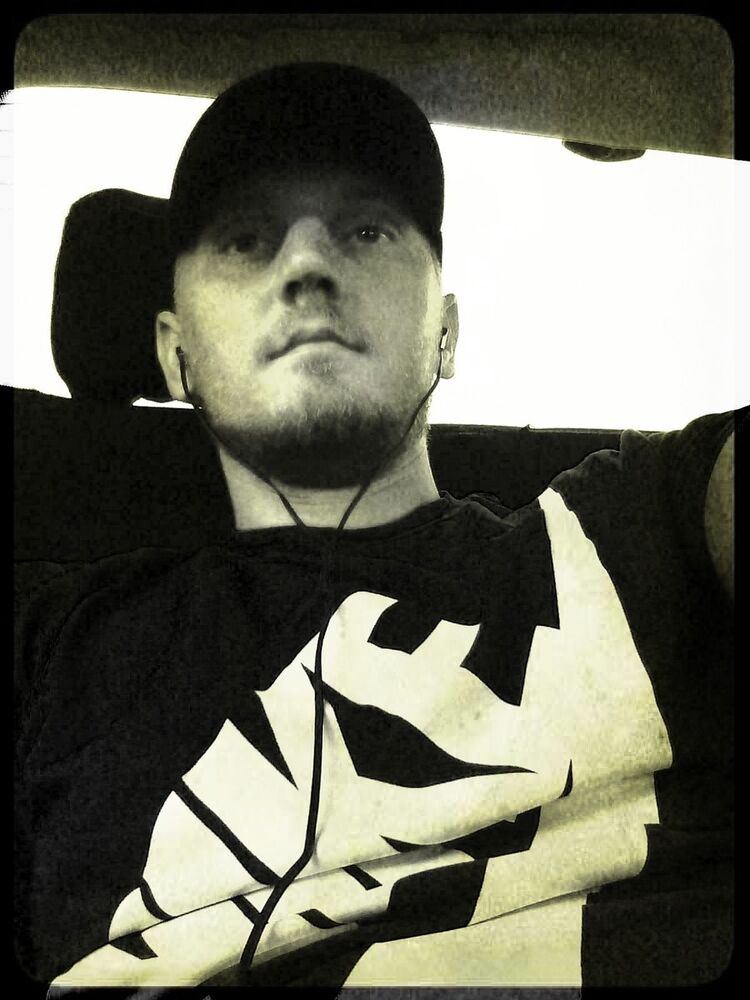  6868631  CreeD, 35 ,    