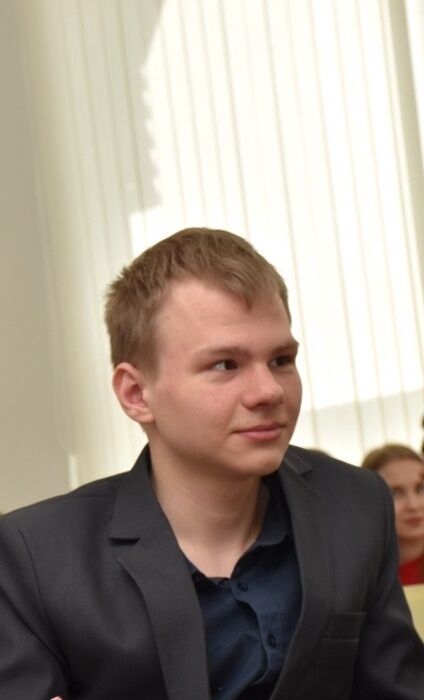  25921461  Ilya, 22 ,    