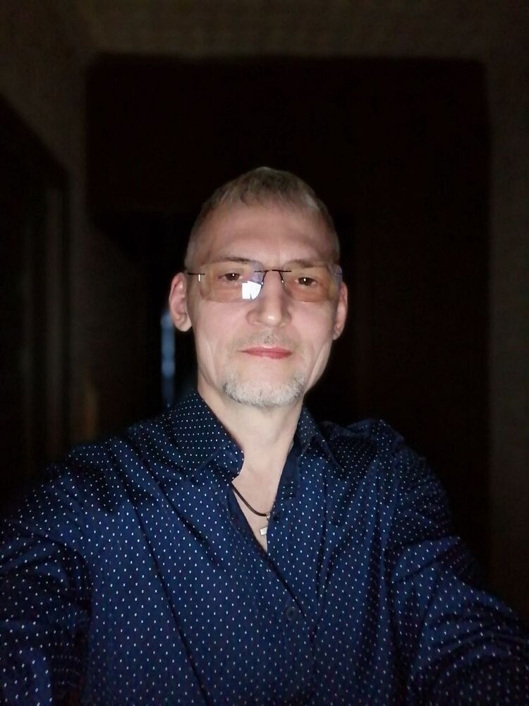  40483211  Dmitriy, 48 ,    