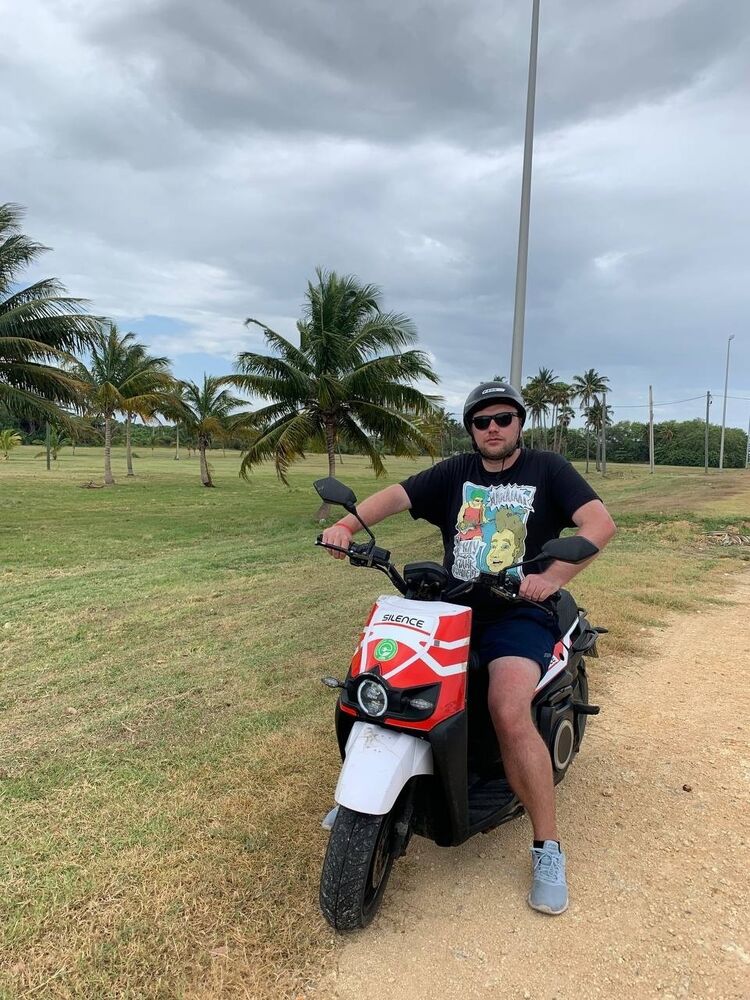 ���� 51481911 ������� �����, 33 ����, ���� ���������� � �����-����������