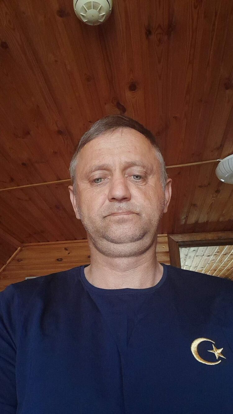  48077011  , 46 ,    