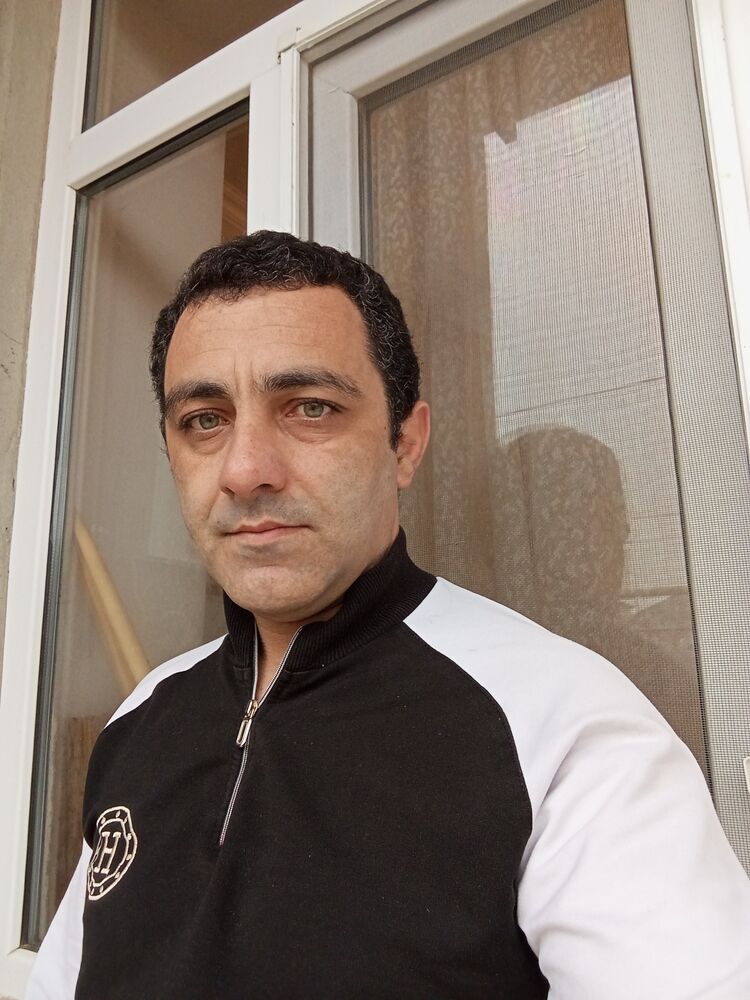  47138231  Parviz, 38 ,    