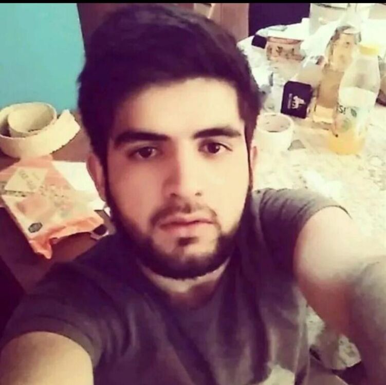  ,   Amir, 25 ,   ,   