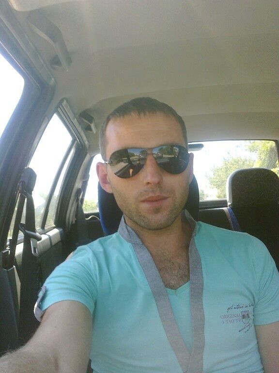  ,   Dima, 38 ,   