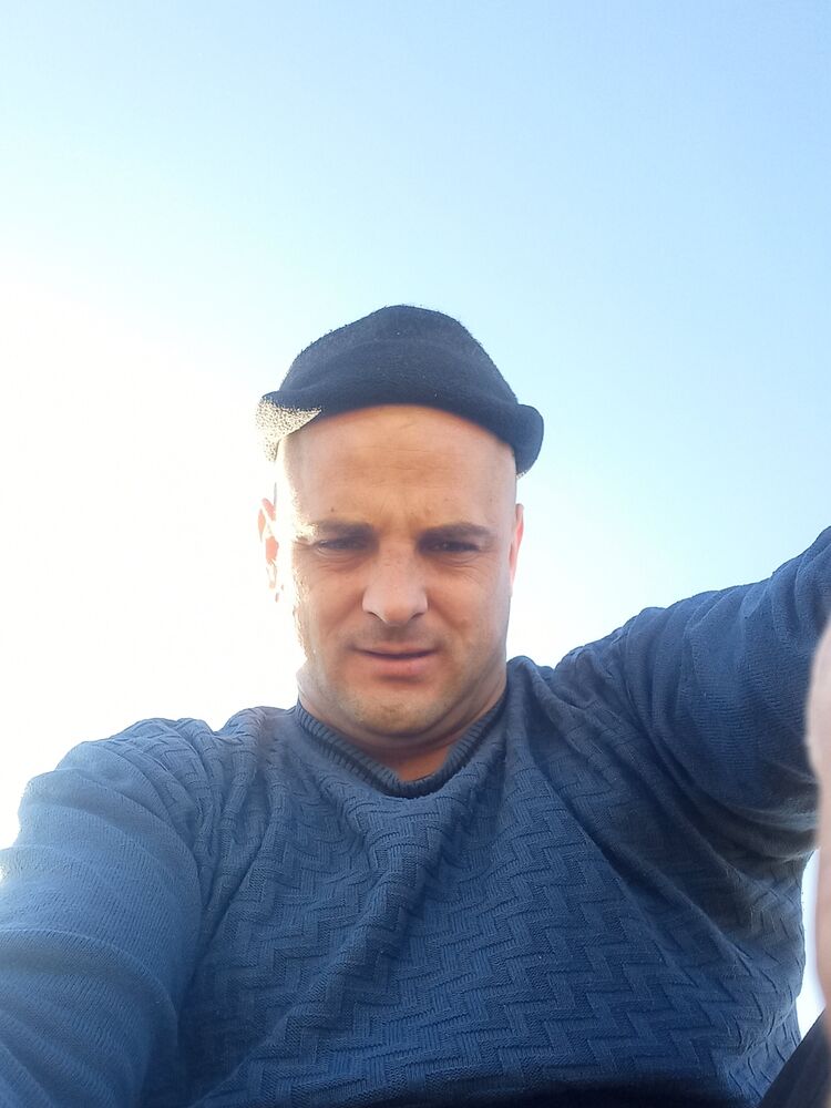  47663111  , 31 ,    