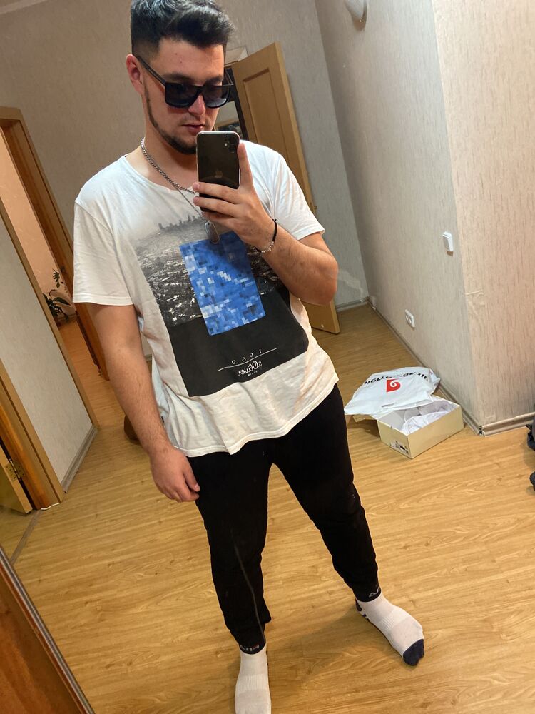  ,   Artem, 26 ,   ,   , c 