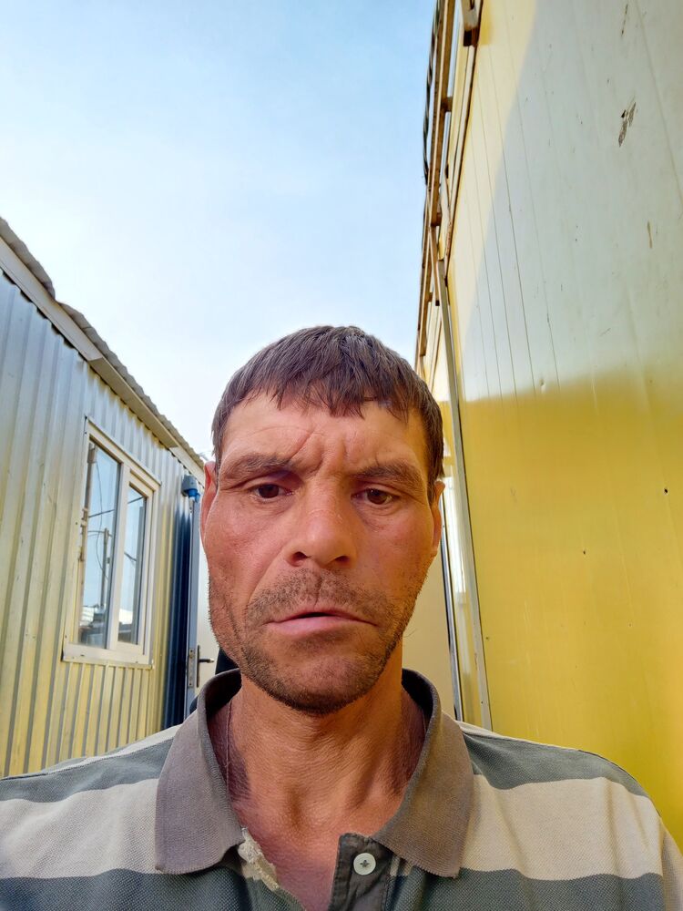  44777881  Vadim Noskov, 43 ,    