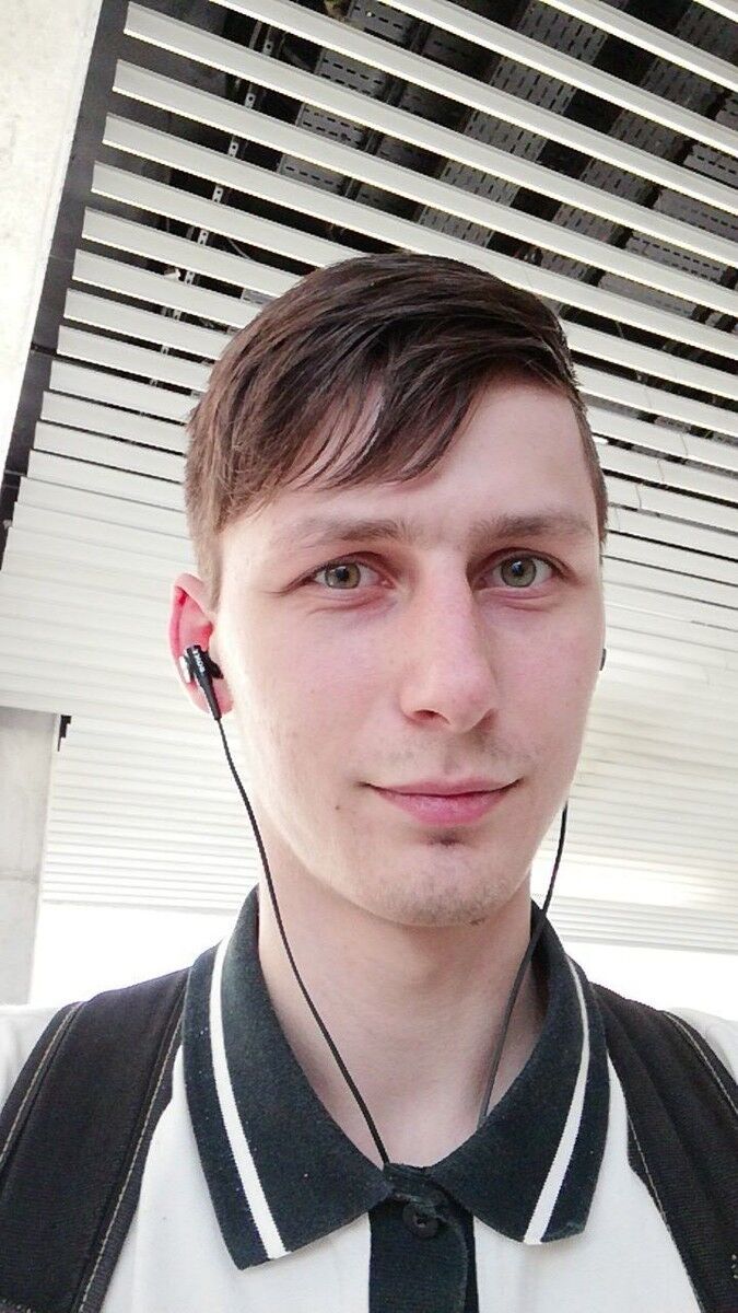  ,   Ernest, 28 ,   