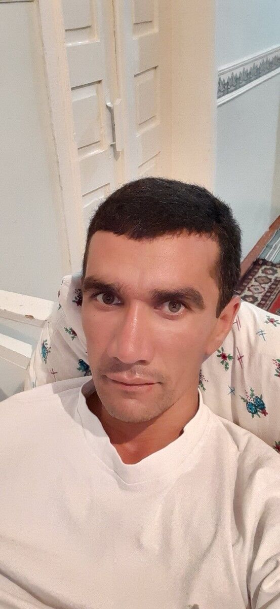  17134271  Bayram, 37 ,    