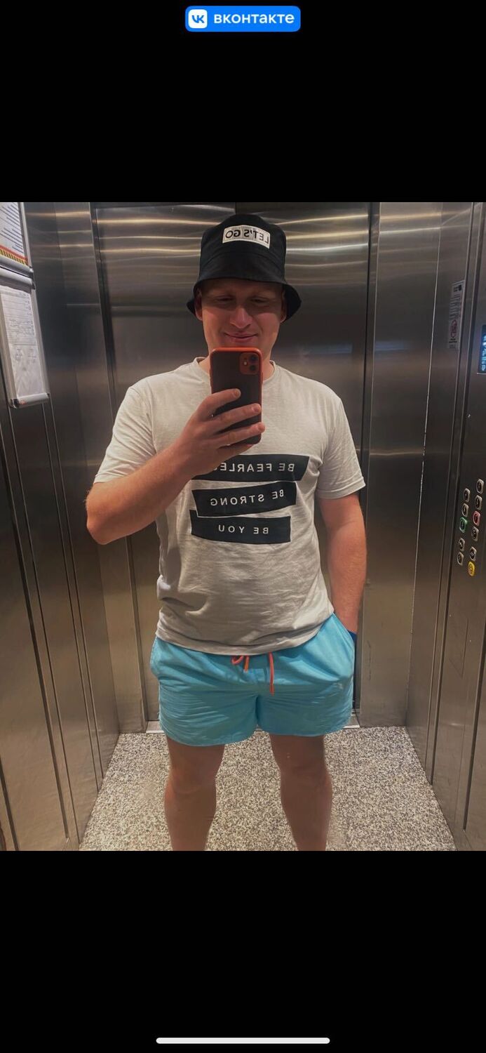  46552831  , 33 ,    