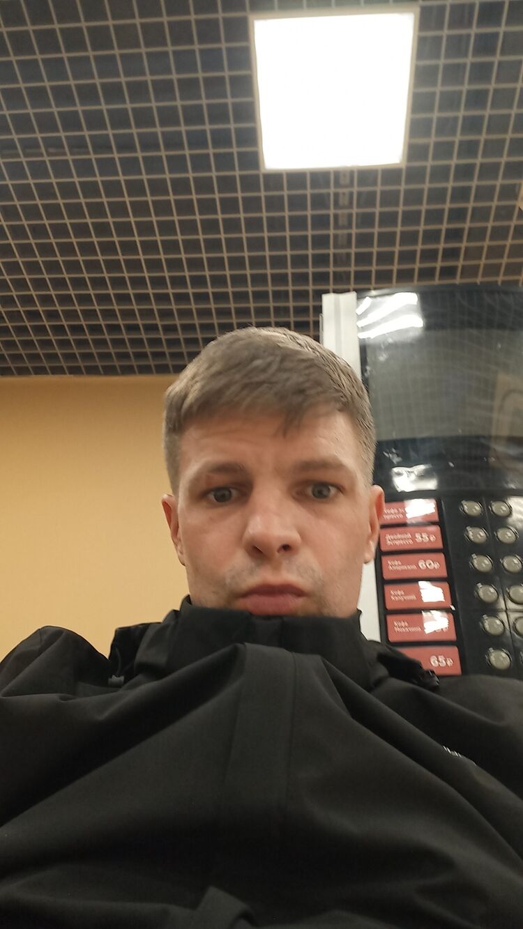  33831761  , 35 ,    